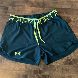 UNDER ARMOUR loose shorts sz:XS🛑SOLD🛑